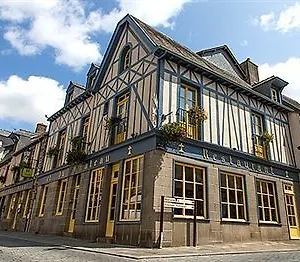 2* Hotel Du Cheval Blanc